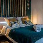 Lägenhet Loft 150 M2 Jacuzzi, Sauna Et Massage *