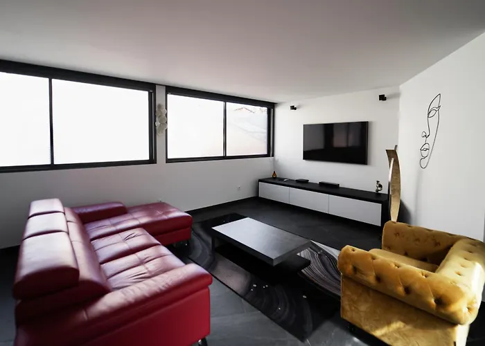 Apartamento Loft 150 M2 Jacuzzi, Sauna Et Massage Blagnac