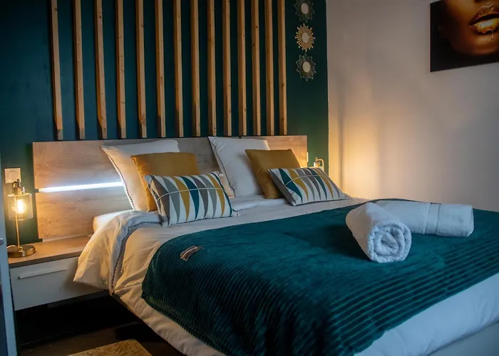 Appartement Loft 150 M2 Jacuzzi, Sauna Et Massage *