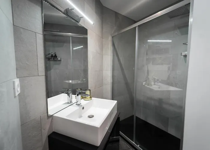 Appartement Loft 150 M2 Jacuzzi, Sauna Et Massage